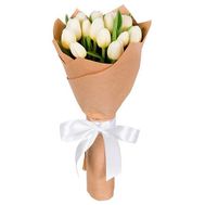 15 білих тюльпанів в букеті