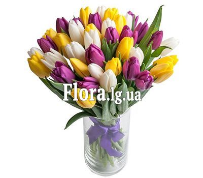 Гарний букет тюльпанів