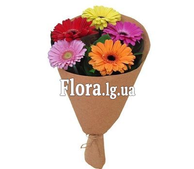 Маленький букет гербер в Крафт